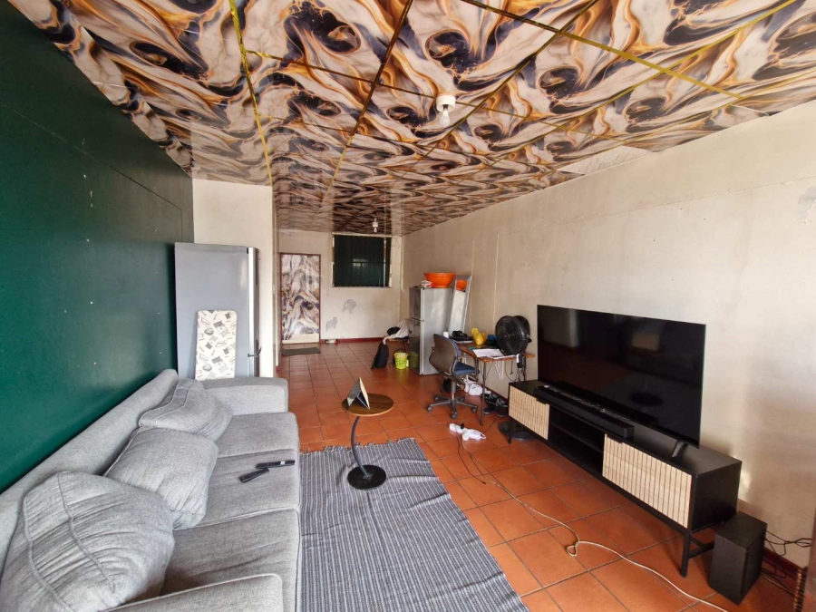 1 Bedroom Property for Sale in Weavind Park Gauteng