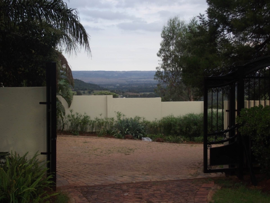 0 Bedroom Property for Sale in Zwavelpoort Gauteng