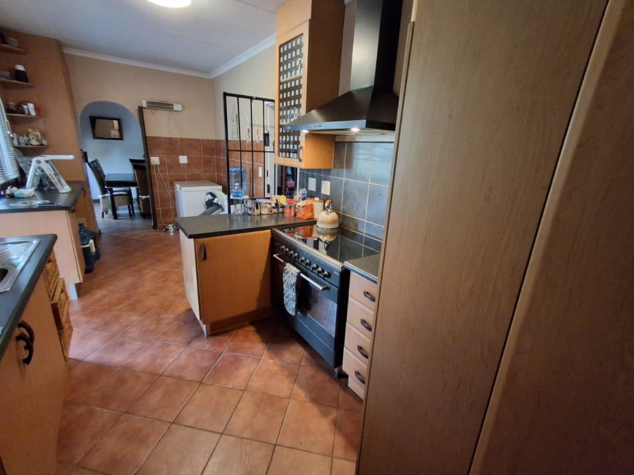 4 Bedroom Property for Sale in The Reeds Gauteng