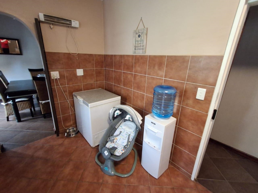 4 Bedroom Property for Sale in The Reeds Gauteng