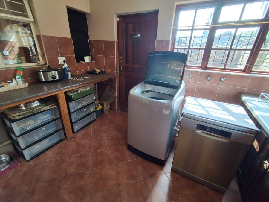 4 Bedroom Property for Sale in The Reeds Gauteng