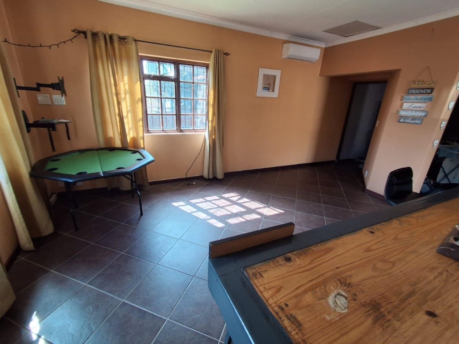 4 Bedroom Property for Sale in The Reeds Gauteng