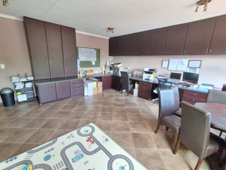 4 Bedroom Property for Sale in The Reeds Gauteng