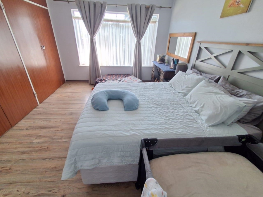 4 Bedroom Property for Sale in The Reeds Gauteng