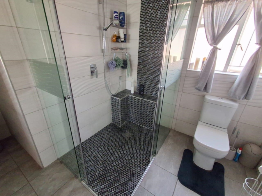 4 Bedroom Property for Sale in The Reeds Gauteng