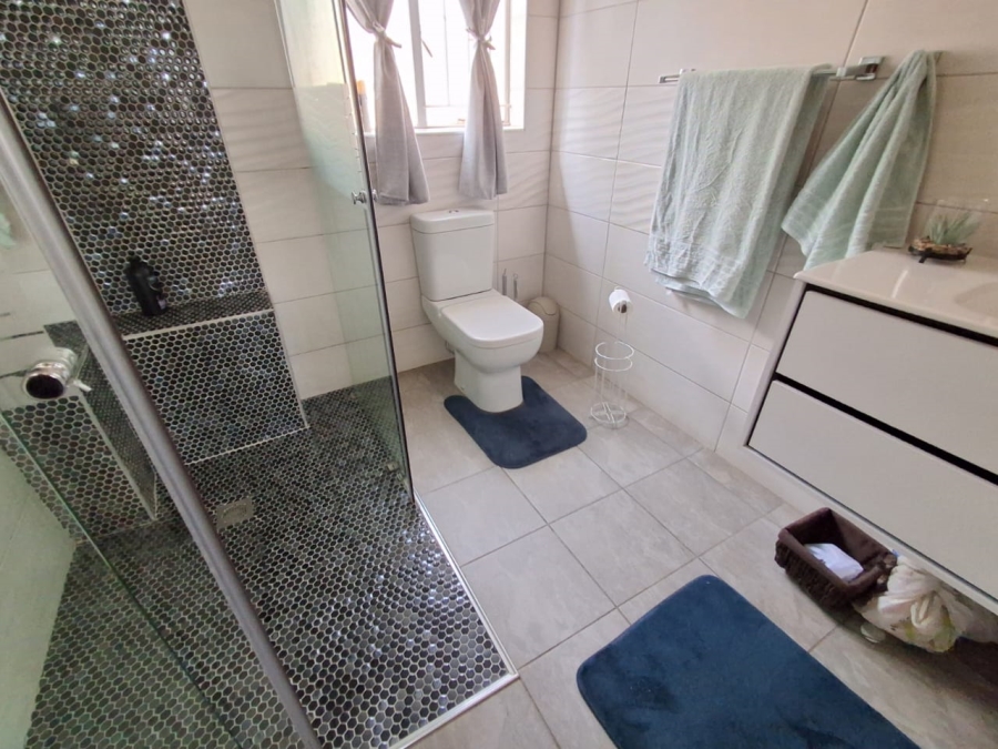 4 Bedroom Property for Sale in The Reeds Gauteng