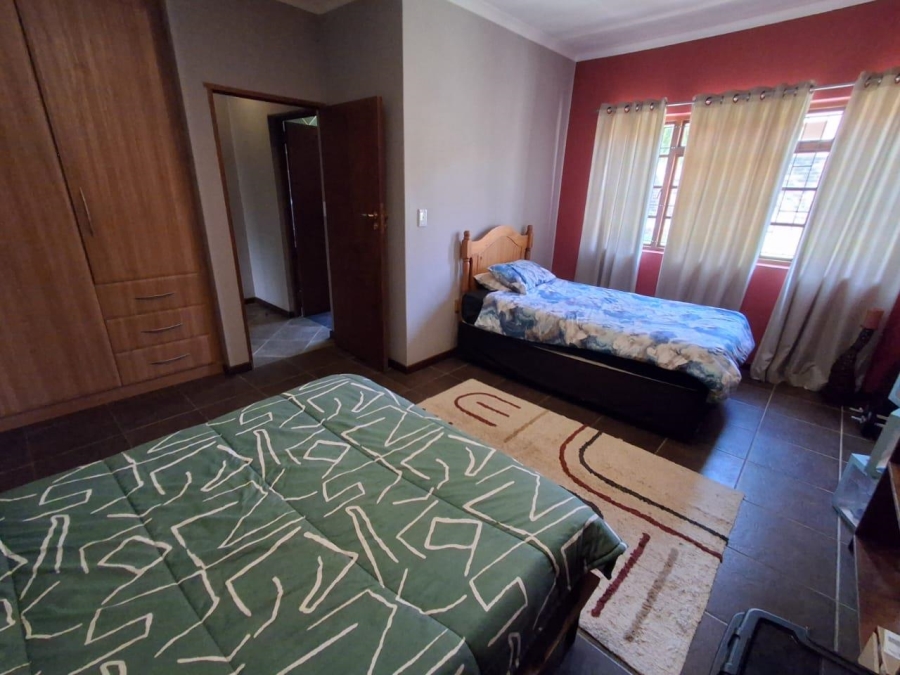 4 Bedroom Property for Sale in The Reeds Gauteng