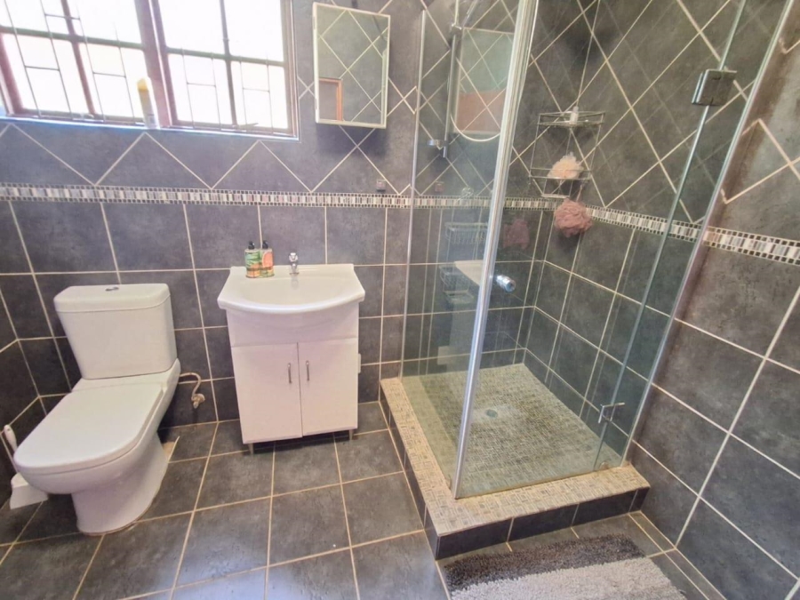 4 Bedroom Property for Sale in The Reeds Gauteng