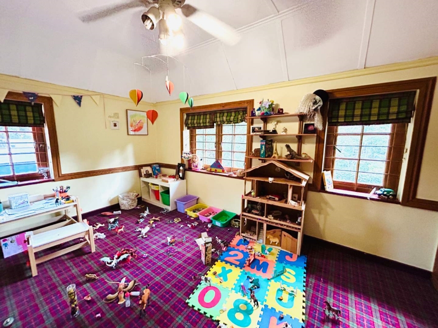 4 Bedroom Property for Sale in Baileys Muckleneuk Gauteng