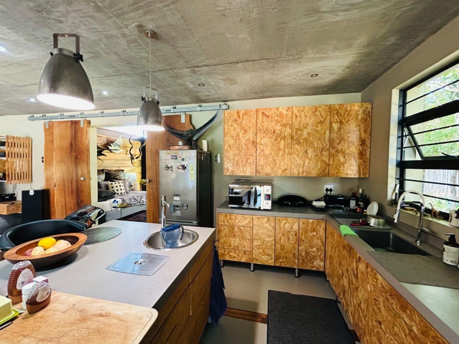 4 Bedroom Property for Sale in Baileys Muckleneuk Gauteng