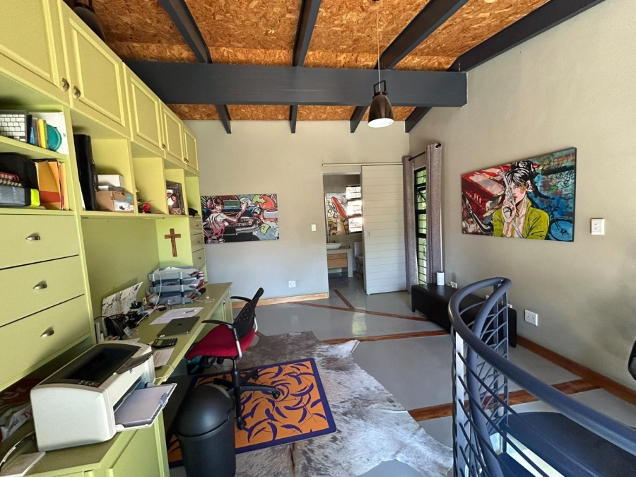 4 Bedroom Property for Sale in Baileys Muckleneuk Gauteng