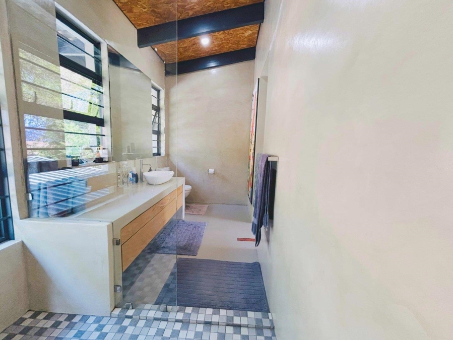 4 Bedroom Property for Sale in Baileys Muckleneuk Gauteng