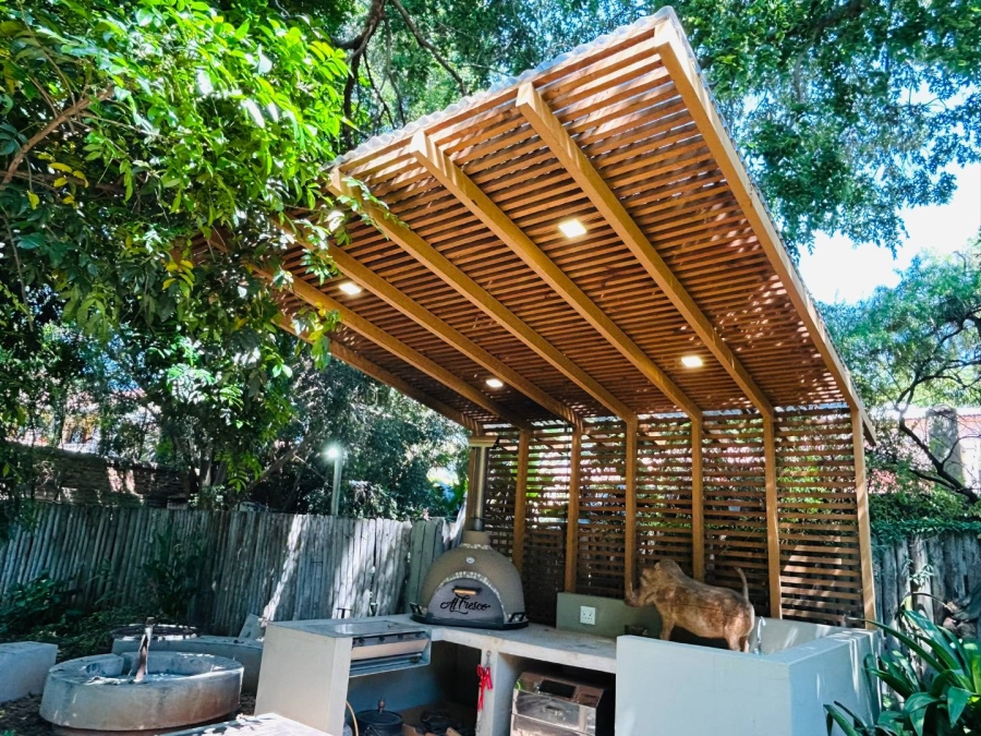 4 Bedroom Property for Sale in Baileys Muckleneuk Gauteng