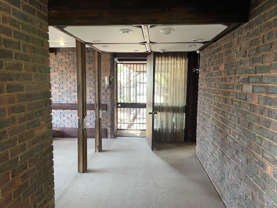 3 Bedroom Property for Sale in Muckleneuk Gauteng