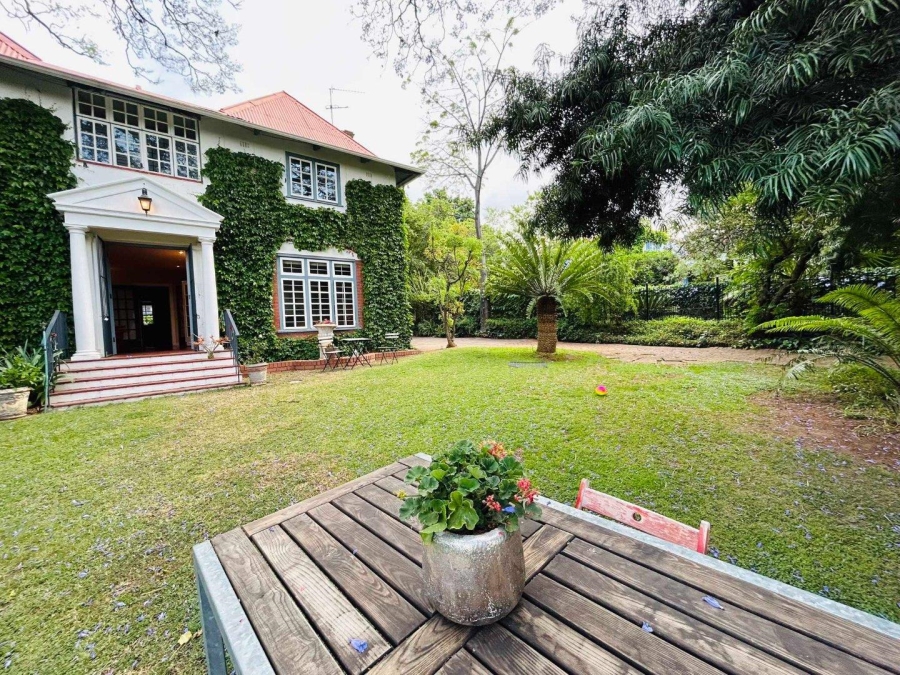 4 Bedroom Property for Sale in Baileys Muckleneuk Gauteng