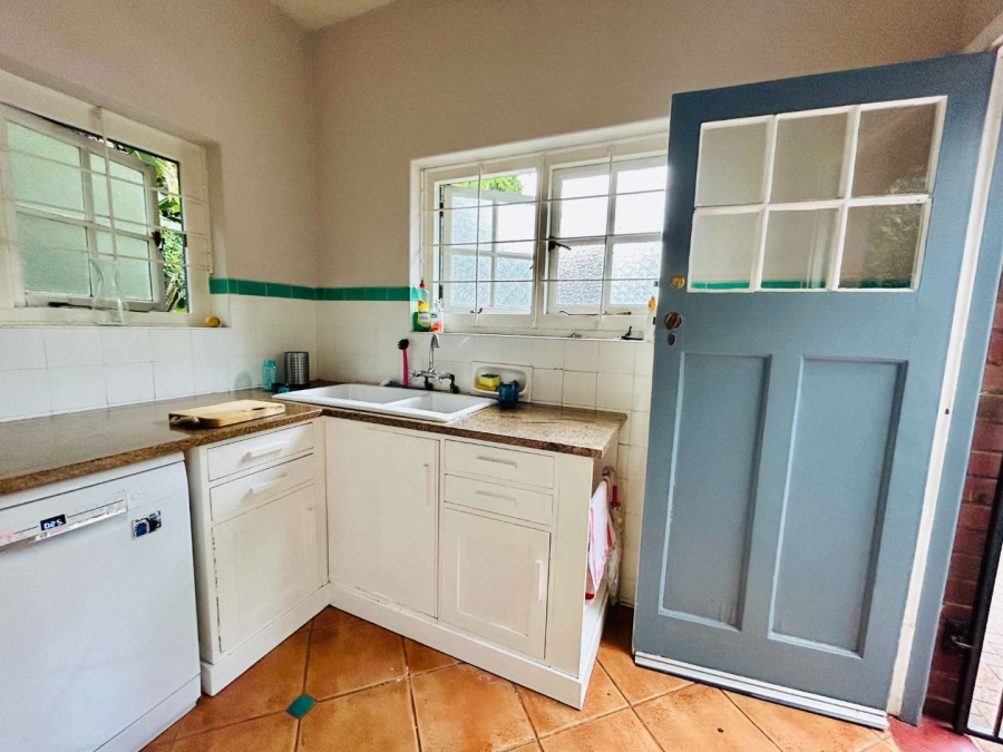 4 Bedroom Property for Sale in Baileys Muckleneuk Gauteng