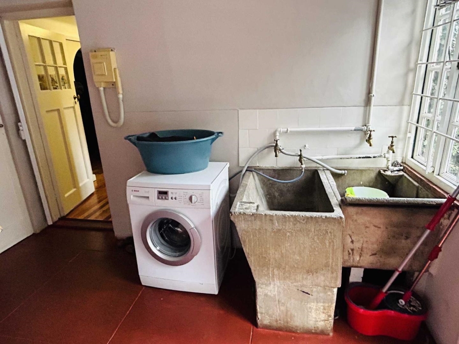 4 Bedroom Property for Sale in Baileys Muckleneuk Gauteng