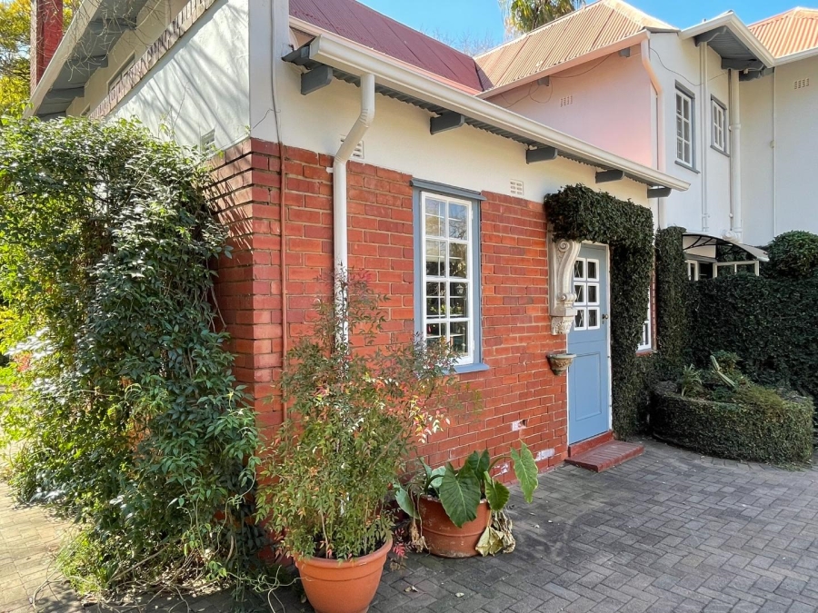 4 Bedroom Property for Sale in Baileys Muckleneuk Gauteng