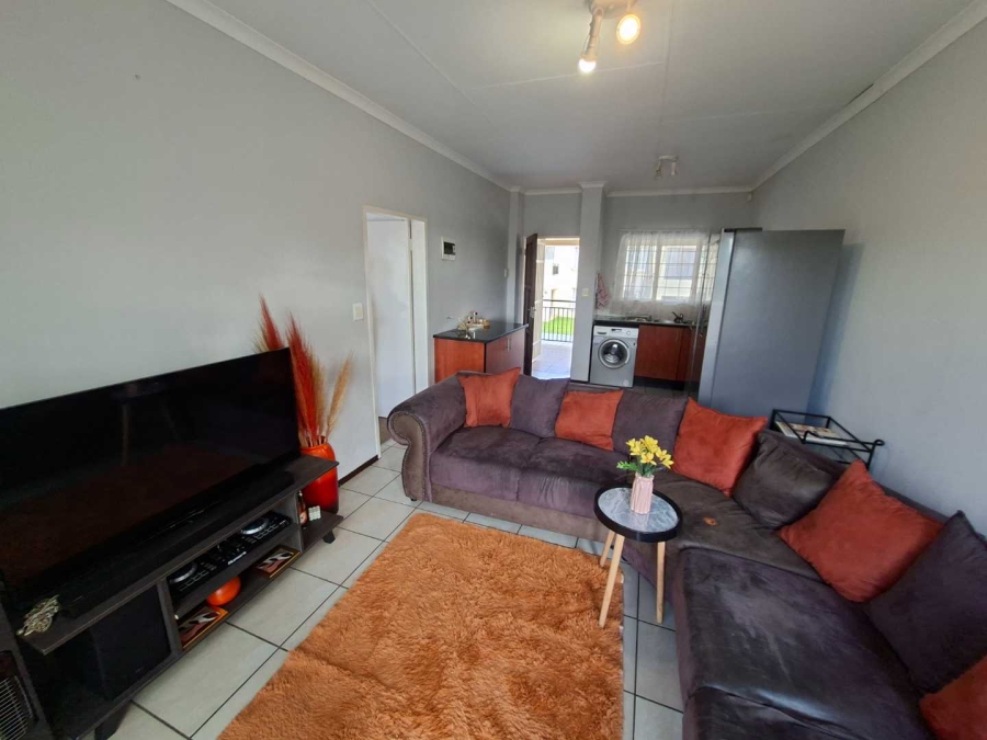 1 Bedroom Property for Sale in Roodepoort Gauteng