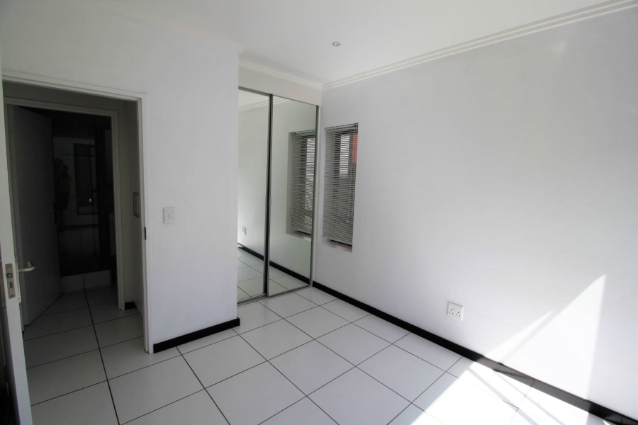 To Let 1 Bedroom Property for Rent in Fourways Gauteng