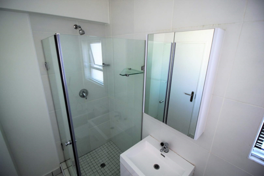 To Let 1 Bedroom Property for Rent in Fourways Gauteng