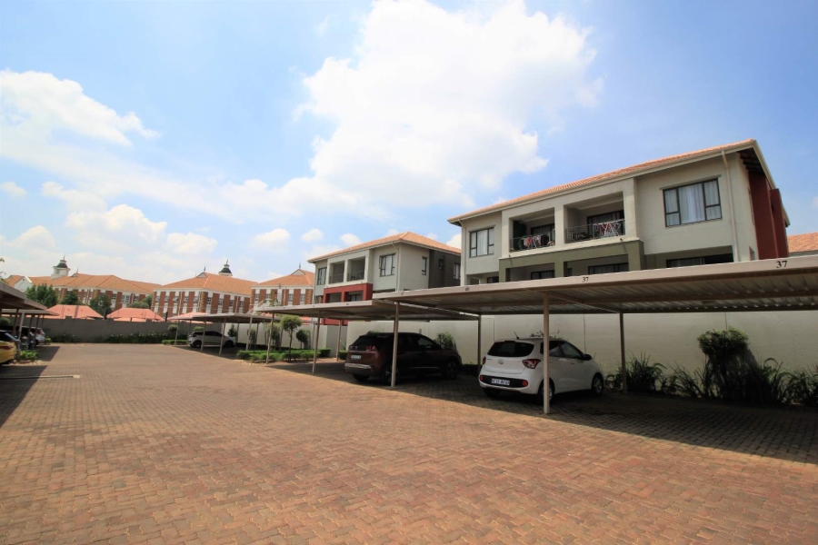 To Let 1 Bedroom Property for Rent in Fourways Gauteng