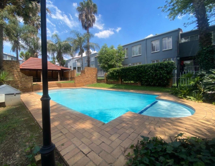 2 Bedroom Property for Sale in Radiokop Gauteng