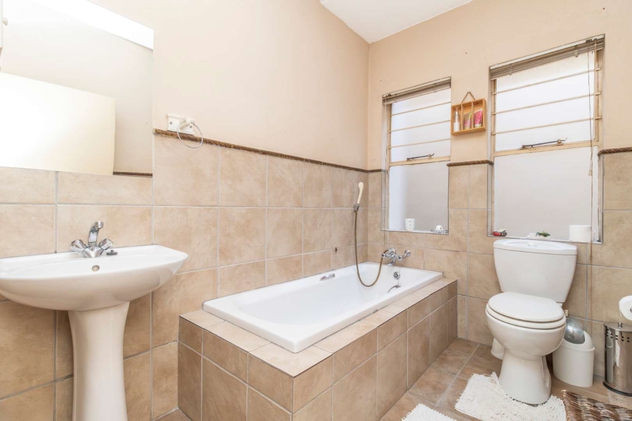 2 Bedroom Property for Sale in Northgate Gauteng