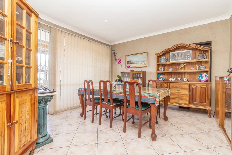 7 Bedroom Property for Sale in Florida Park Gauteng