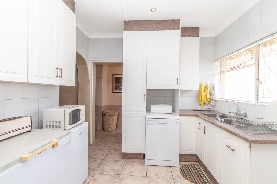 7 Bedroom Property for Sale in Florida Park Gauteng