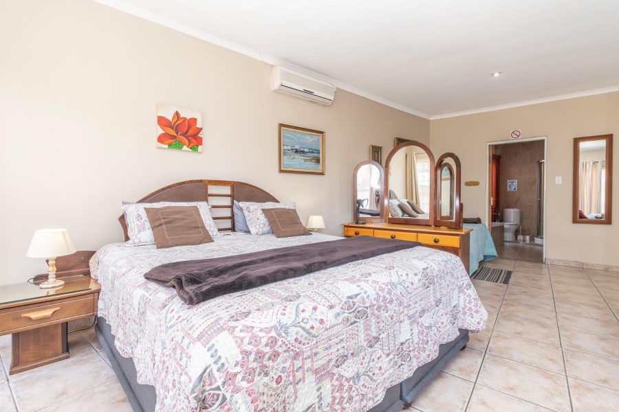 7 Bedroom Property for Sale in Florida Park Gauteng