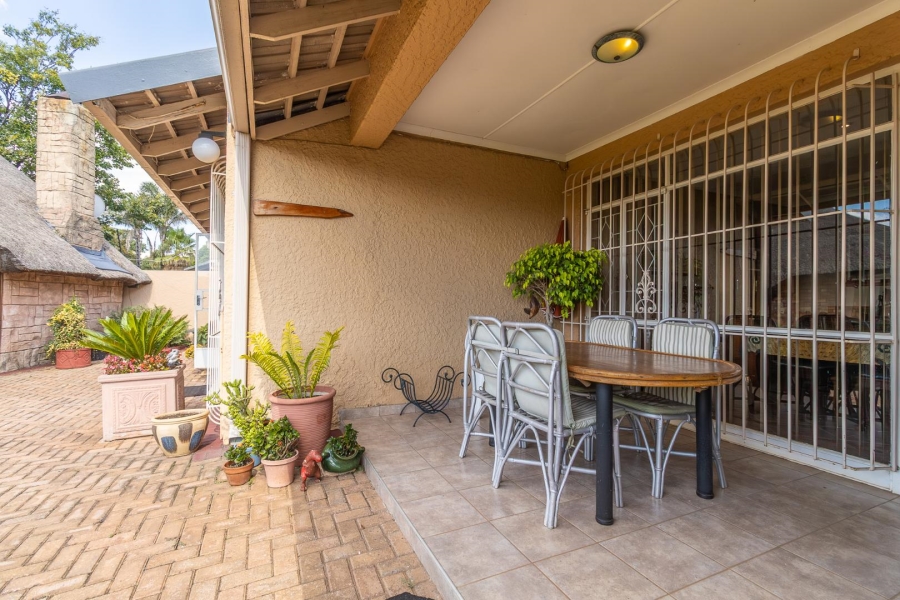 7 Bedroom Property for Sale in Florida Park Gauteng