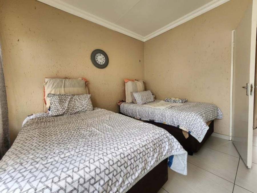 3 Bedroom Property for Sale in Alberante Gauteng