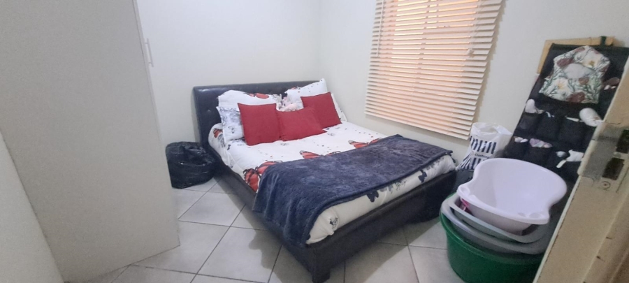 2 Bedroom Property for Sale in Albertsdal Gauteng