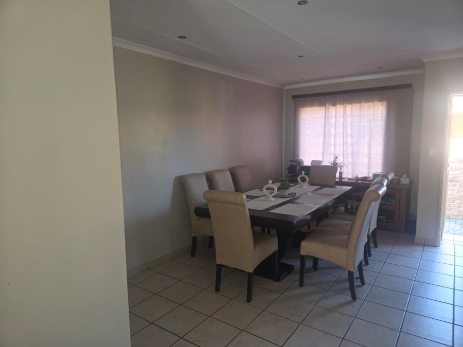 3 Bedroom Property for Sale in Annlin Gauteng
