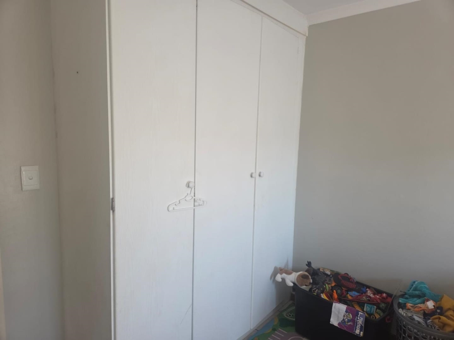 3 Bedroom Property for Sale in Annlin Gauteng