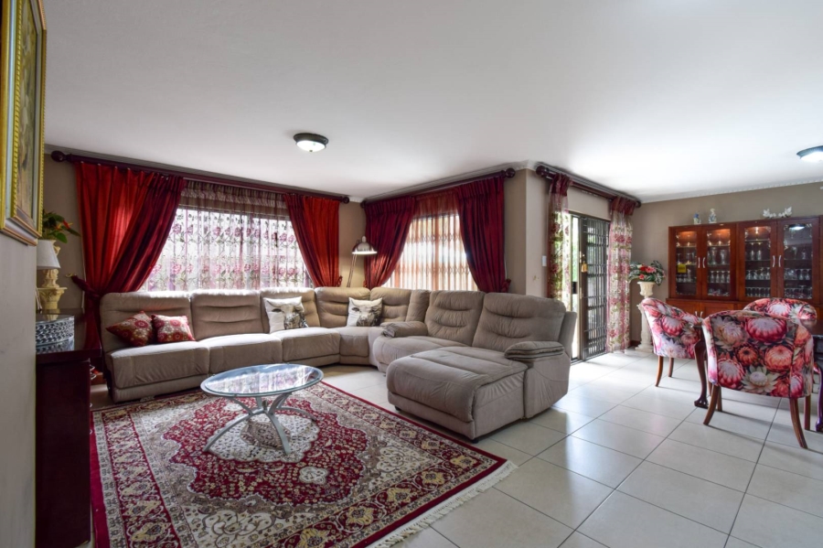 3 Bedroom Property for Sale in Erasmuskloof Gauteng