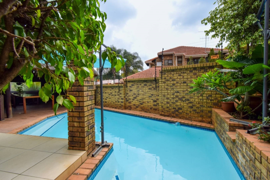 3 Bedroom Property for Sale in Erasmuskloof Gauteng