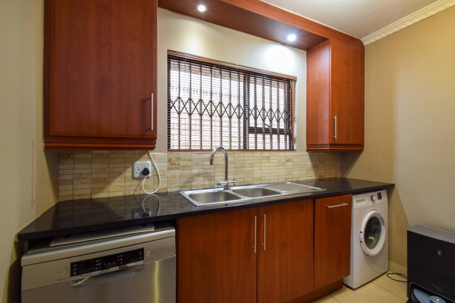 3 Bedroom Property for Sale in Erasmuskloof Gauteng