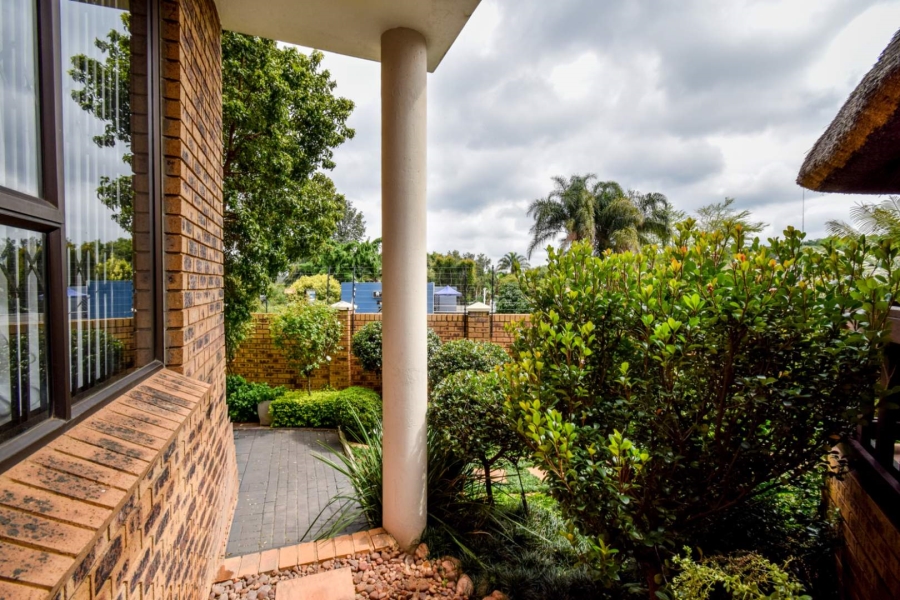 3 Bedroom Property for Sale in Erasmuskloof Gauteng