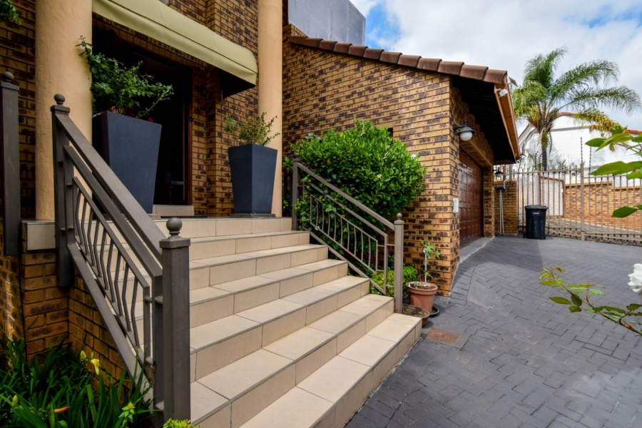 3 Bedroom Property for Sale in Erasmuskloof Gauteng