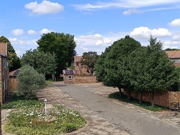 2 Bedroom Property for Sale in Rietvalleirand Gauteng