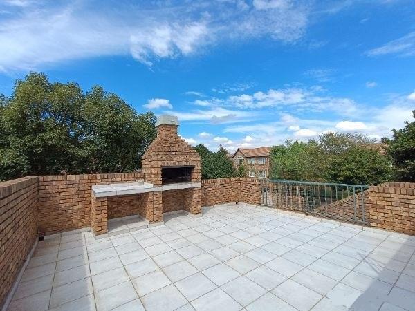 2 Bedroom Property for Sale in Rietvalleirand Gauteng