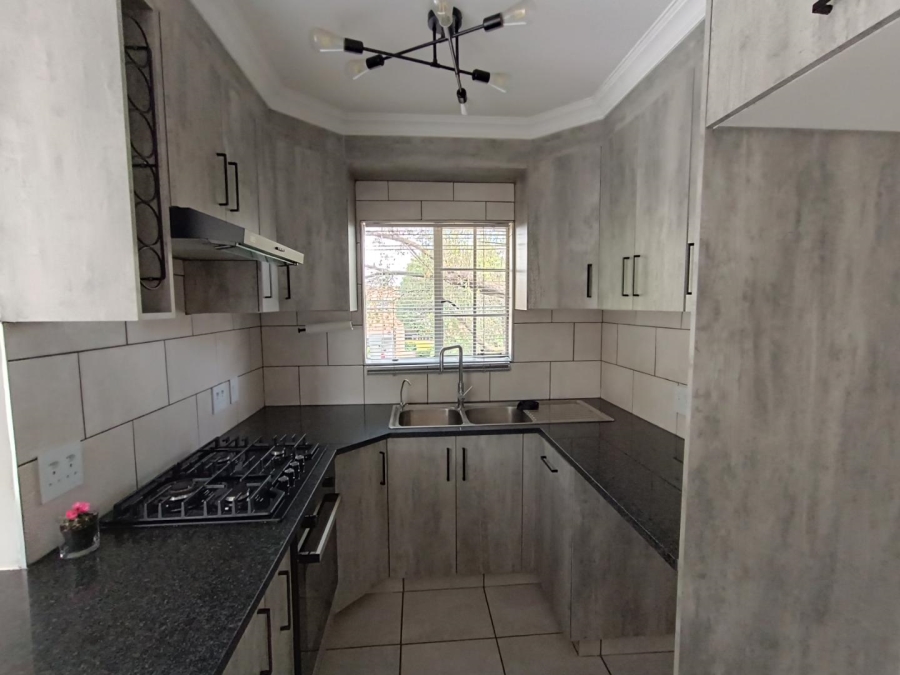 2 Bedroom Property for Sale in Rietvalleirand Gauteng