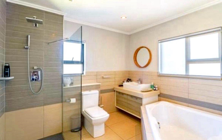 To Let 3 Bedroom Property for Rent in Six Fountains Residential Estate Gauteng