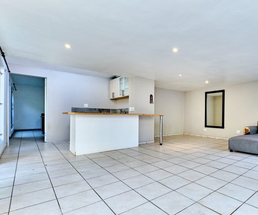 5 Bedroom Property for Sale in Blairgowrie Gauteng