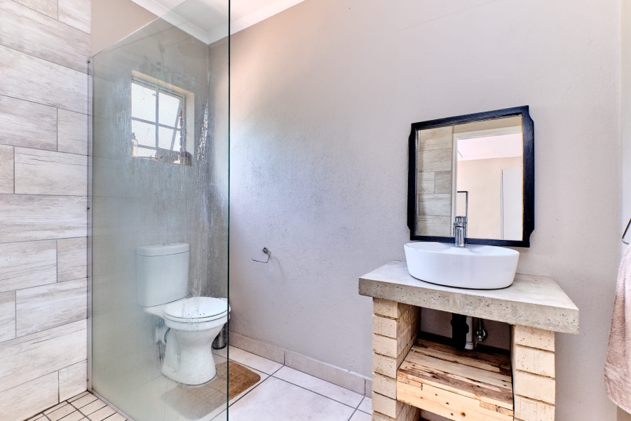 5 Bedroom Property for Sale in Blairgowrie Gauteng