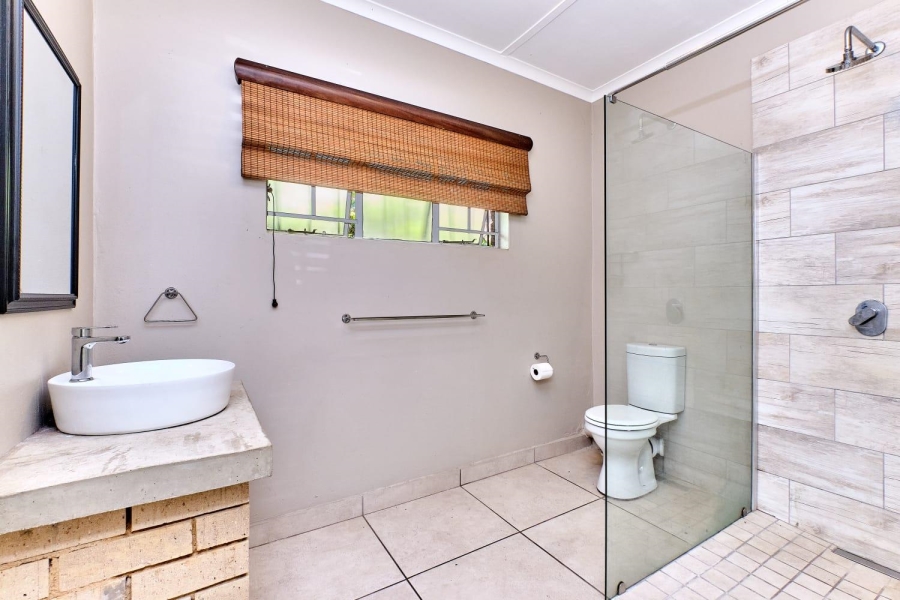 5 Bedroom Property for Sale in Blairgowrie Gauteng