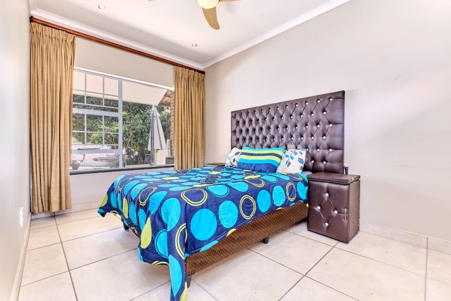 5 Bedroom Property for Sale in Blairgowrie Gauteng