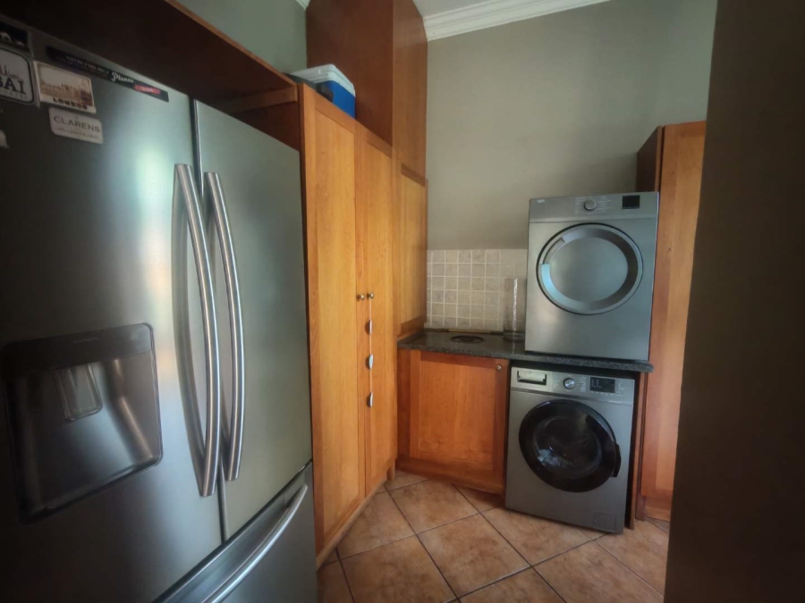 To Let 4 Bedroom Property for Rent in Zwartkop Golf Estate Gauteng